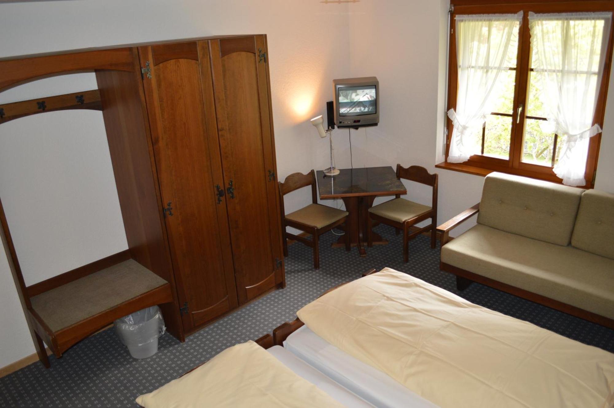 Hirschen Eggiwil Hotell Rum bild