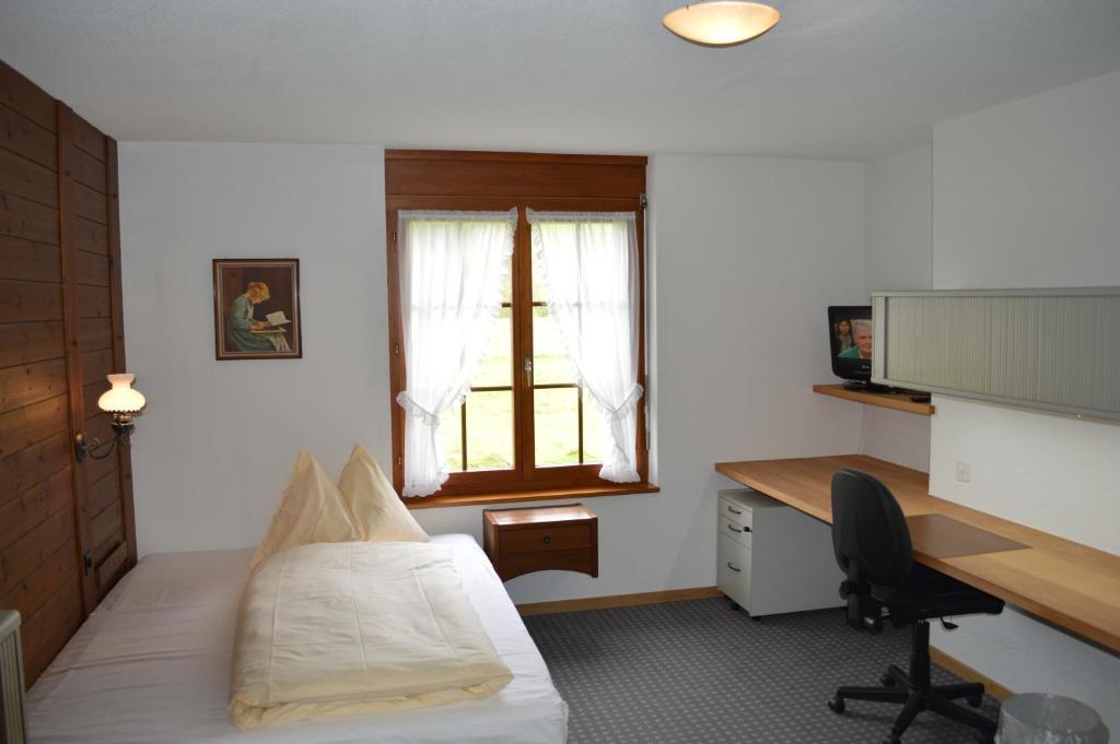 Hirschen Eggiwil Hotell Rum bild